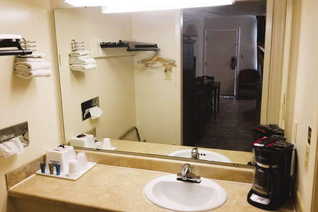 Americas Best Value Inn Arkansas City Room photo